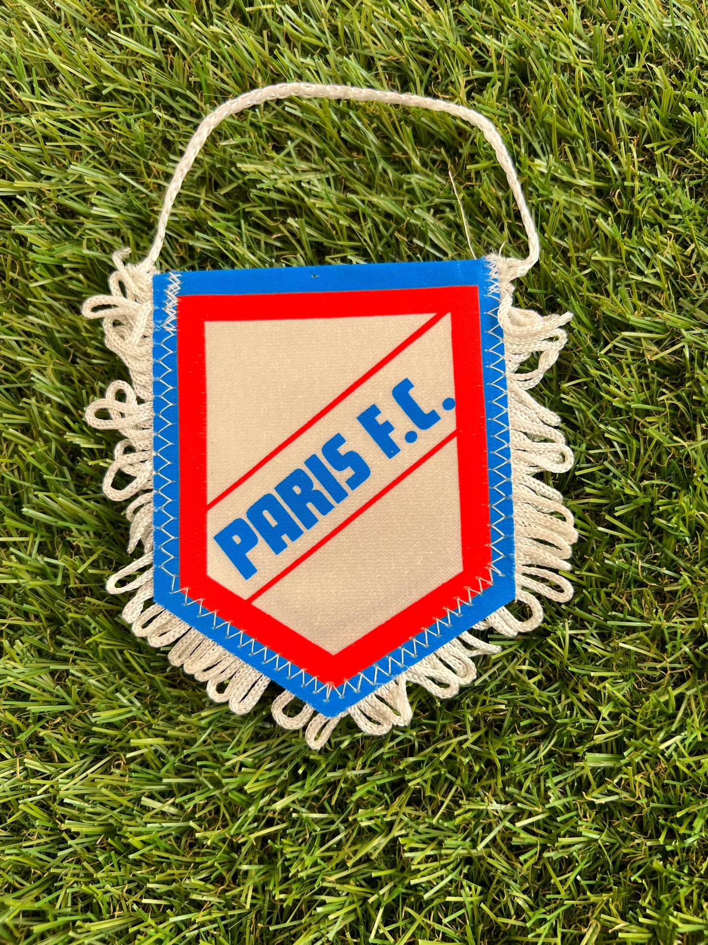 Fanion football Paris Fc