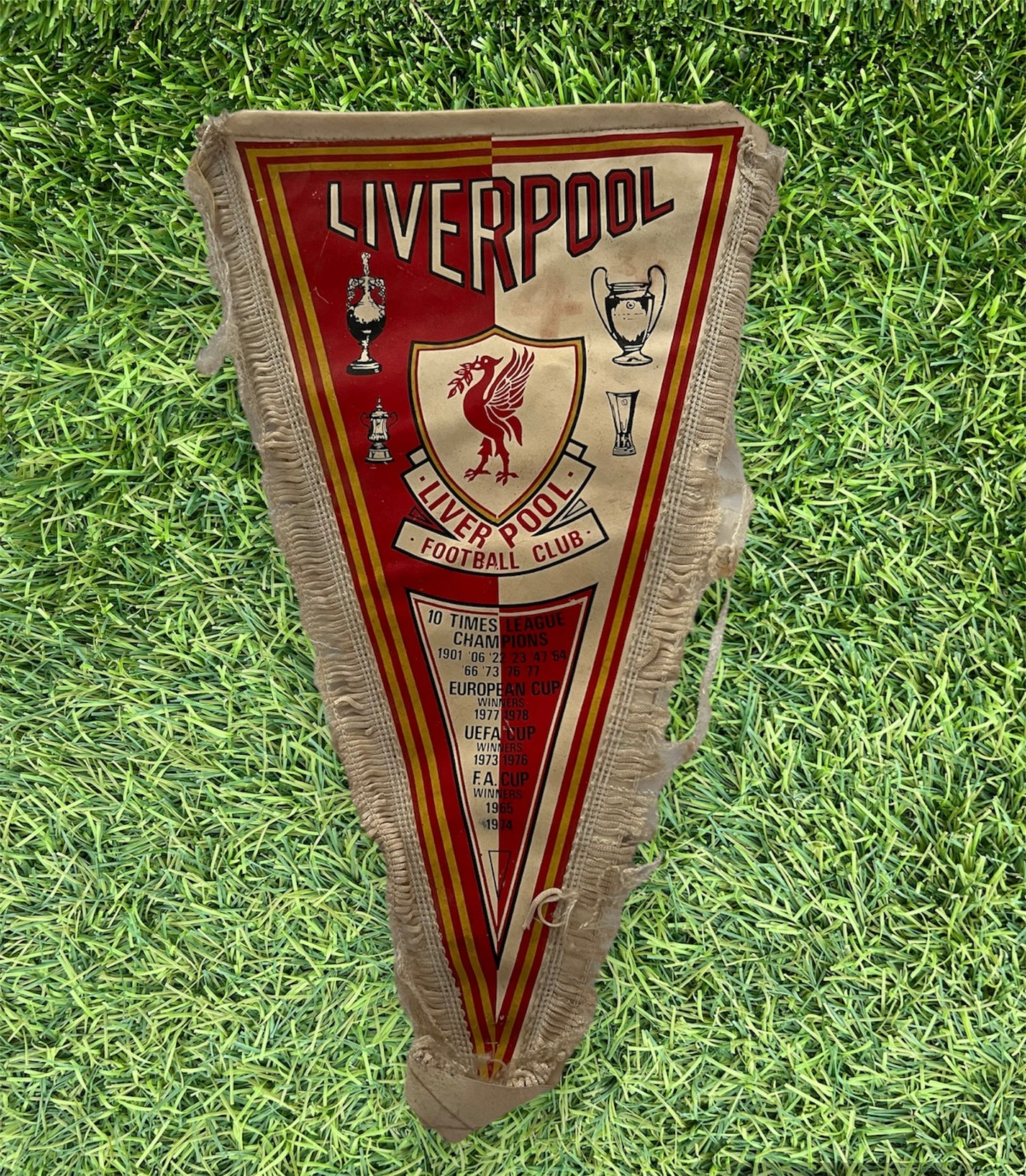 Fanion Liverpool Fc années 70