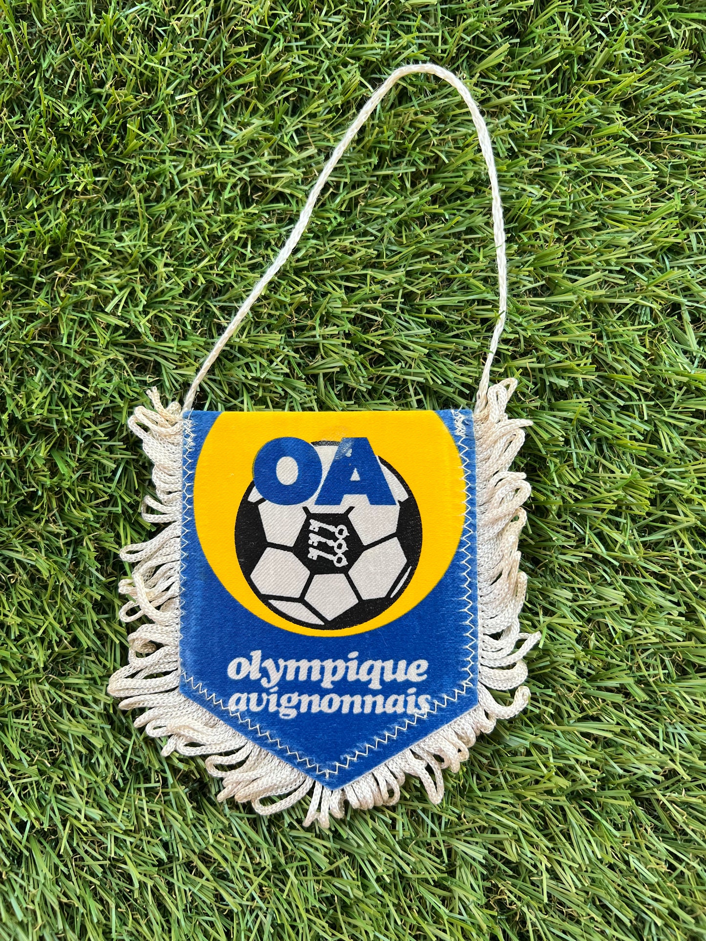 Fanion football Olympique Avignonnais