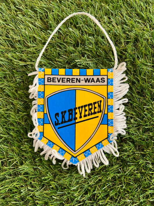 Fanion football SK Beveren